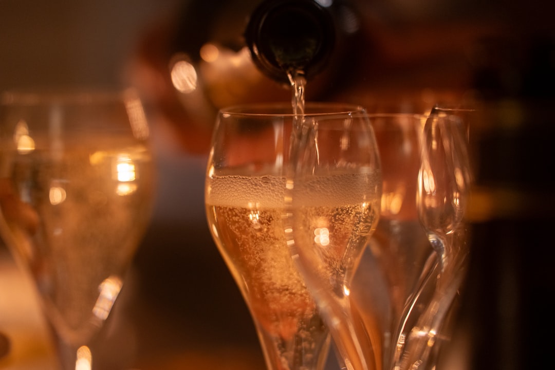 Sparkling Wine for Beginners: Champagne vs Prosecco vs Cava vs Crémant