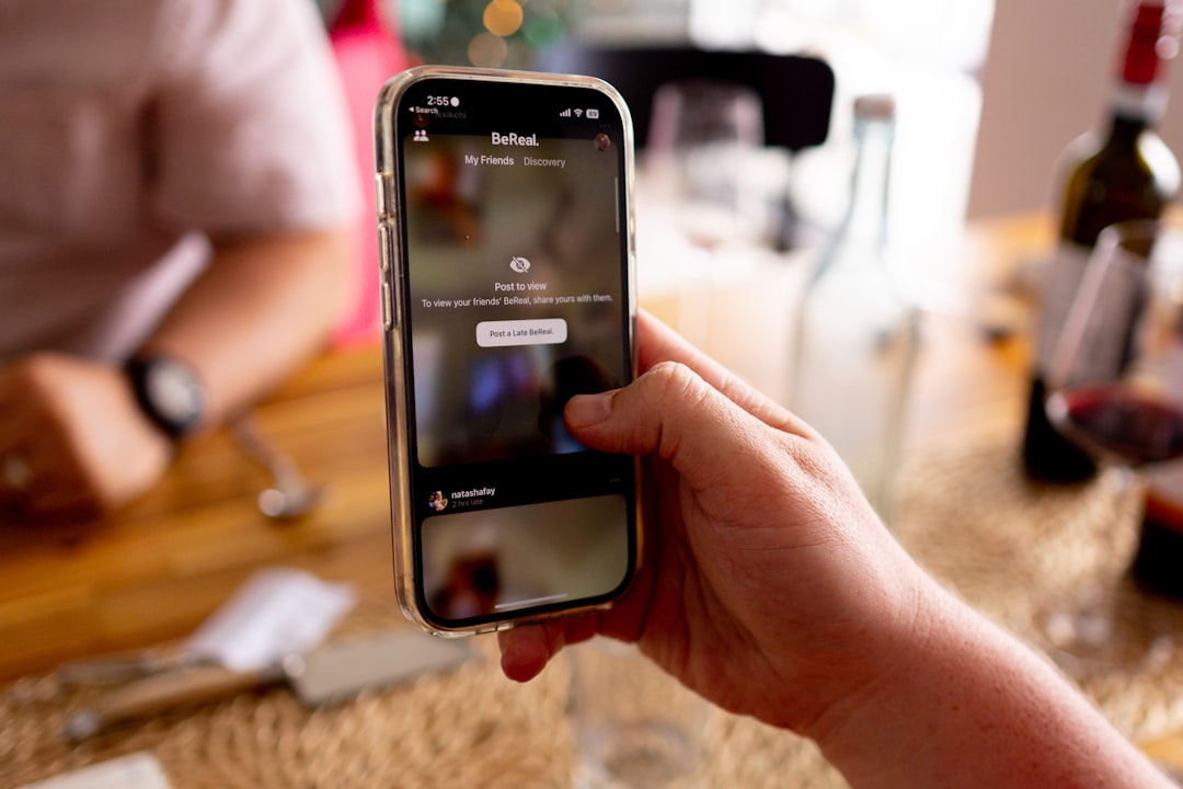 Is There an Untappd for Wine? 4 Apps Compared