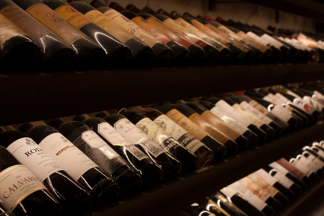 Vivino vs Hello Vino: Two Ways to Be Told What to Buy